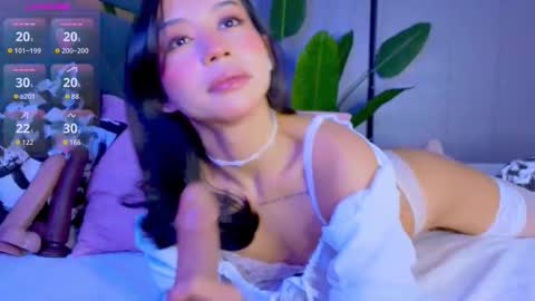 Snapshot of mia_sirenia chatting on 01-17-26, 01:16 Mia online show from 01-17-26, 01:16