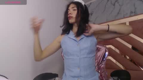 Snapshot of mia_swift_ch chatting on 09-21-25, 04:03 mia_swift_ch online show from 09-21-25, 04:03