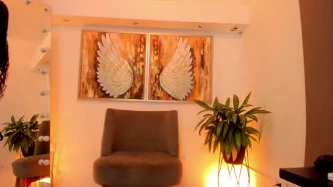 Snapshot of mia_velve chatting on 05-11-26, 11:16 Mia online show from 05-11-26, 11:16