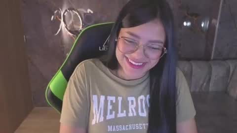 mia_velvet_cn online show from 06-19-26, 01:37