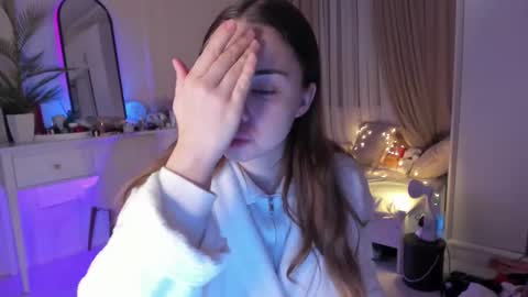 VixenMia online show from 02-28-25, 03:15