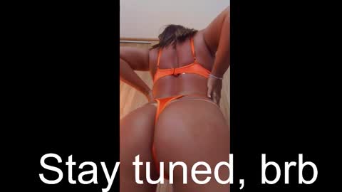 Snapshot of mia_walkerx3 chatting on 01-05-26, 05:27 Mia online show from 01-05-26, 05:27