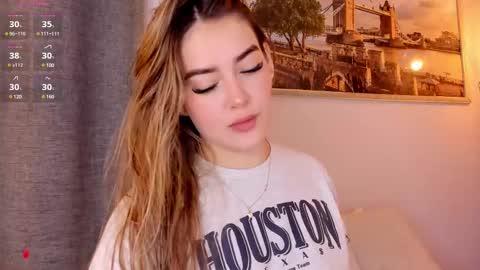 Mia White  online show from 03-08-25, 12:30