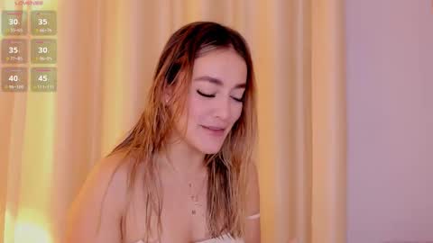 Mia White  online show from 02-21-26, 01:01