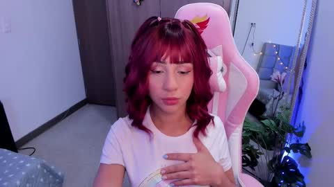 Snapshot of miaa_06 chatting on 02-28-25, 04:21 mia nicolle online show from 02-28-25, 04:21