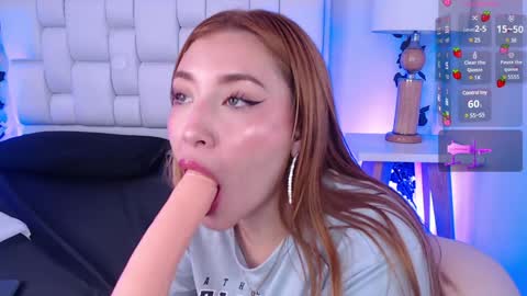 Mia online show from 02-07-25, 12:28