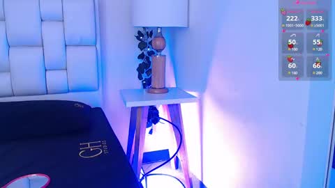 Mia online show from 02-13-25, 11:39