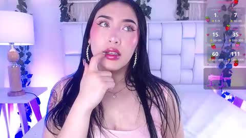 Mia online show from 09-13-25, 11:54