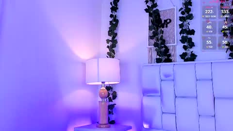 Mia online show from 06-24-26, 11:31