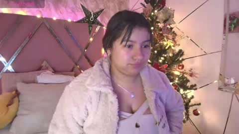 Snapshot of miaa_smiith1 chatting on 12-27-24, 11:39 miaa_smiith1 online show from 12-27-24, 11:39
