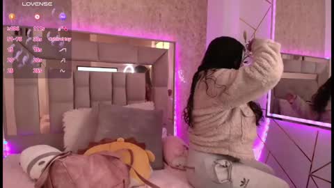 Snapshot of miaa_smiith1 chatting on 01-10-25, 11:43 miaa_smiith1 online show from 01-10-25, 11:43