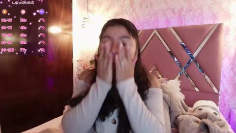 Snapshot of miaa_smiith1 chatting on 02-14-25, 12:14 miaa_smiith1 online show from 02-14-25, 12:14