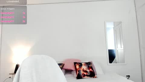 Snapshot of miaa_z chatting on 01-02-25, 06:56 Miaa online show from 01-02-25, 06:56