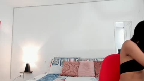 Snapshot of miaa_z chatting on 01-14-25, 12:24 Miaa online show from 01-14-25, 12:24