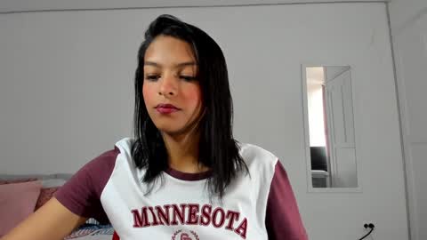 Snapshot of miaa_z chatting on 01-18-25, 12:36 Miaa online show from 01-18-25, 12:36
