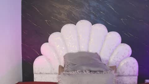 Mia online show from 03-14-26, 12:10