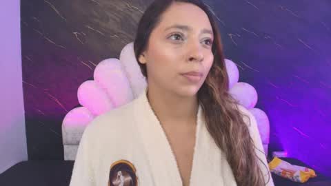Snapshot of miaabrown__ chatting on 04-27-26, 12:14 Mia online show from 04-27-26, 12:14