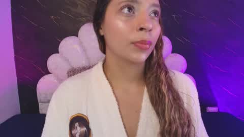 Snapshot of miaabrown__ chatting on 05-06-26, 12:10 Mia online show from 05-06-26, 12:10
