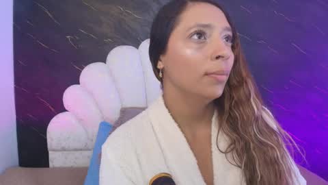 Snapshot of miaabrown__ chatting on 06-09-26, 12:06 Mia online show from 06-09-26, 12:06
