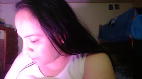 Snapshot of miaabrownn chatting on 04-23-26, 02:08 MIA online show from 04-23-26, 02:08