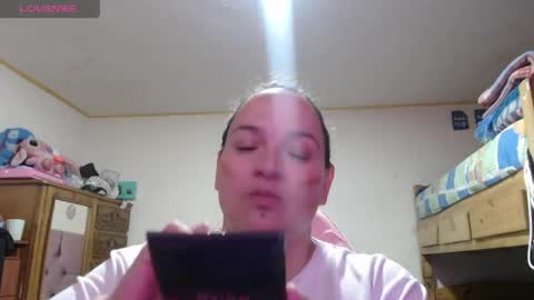 Snapshot of miaabrownn chatting on 05-11-26, 07:22 MIA online show from 05-11-26, 07:22