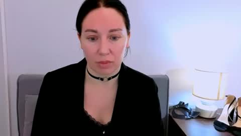 Snapshot of miaalluring chatting on 03-02-26, 04:14 Mia online show from 03-02-26, 04:14