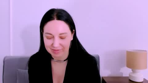 Snapshot of miaalluring chatting on 04-18-26, 03:49 Mia online show from 04-18-26, 03:49