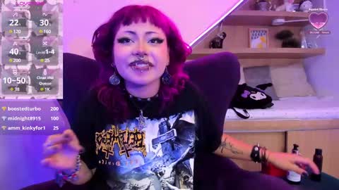 Mia online show from 02-11-25, 06:44