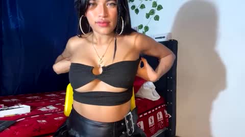 miaandluciferxxx online show from 01-30-25, 11:24