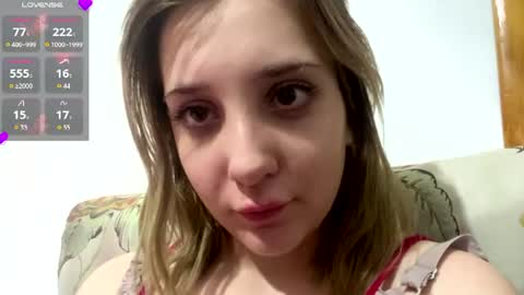Snapshot of miaaperry chatting on 07-02-26, 10:16 Hi guys Im Mia Im new here help me to figure out how everything works here xD online show from 07-02-26, 10:16