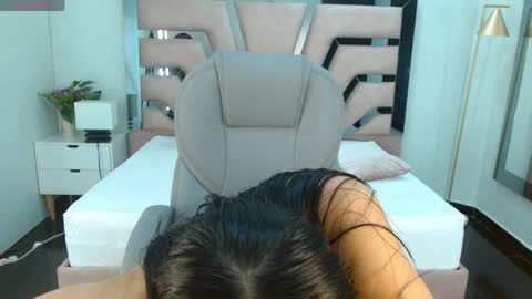 Mia Rodriguez online show from 06-03-26, 09:42