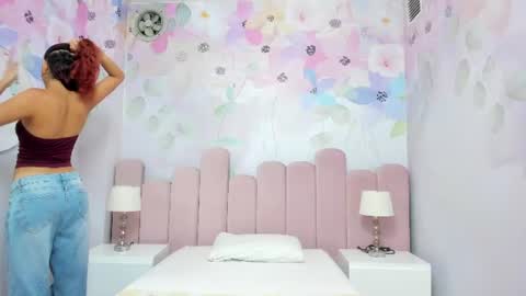 Snapshot of miabloom19 chatting on 07-02-26, 02:11 Mia online show from 07-02-26, 02:11