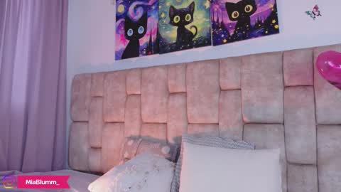 miablumm_ online show from 03-22-26, 09:07