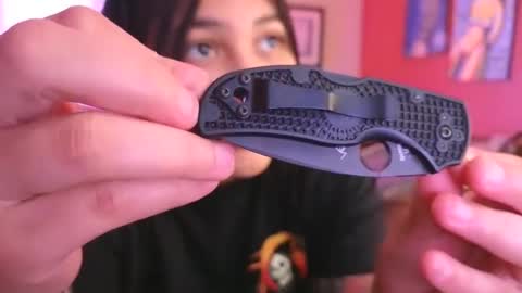 Snapshot of miacanela_xo chatting on 12-13-24, 11:17 Mia online show from 12-13-24, 11:17