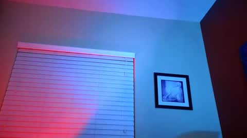 Snapshot of miacanela_xo chatting on 12-29-24, 05:21 Mia online show from 12-29-24, 05:21