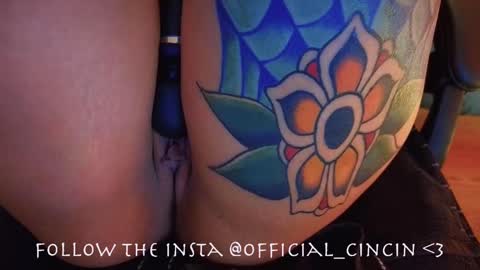 Snapshot of miacanela_xo chatting on 02-19-25, 01:51 Mia online show from 02-19-25, 01:51