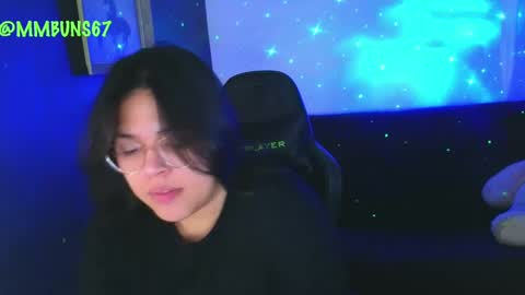 Snapshot of miacanela_xo chatting on 09-17-25, 01:40 Mia online show from 09-17-25, 01:40