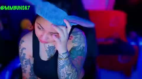 Snapshot of miacanela_xo chatting on 10-16-25, 12:11 Mia online show from 10-16-25, 12:11