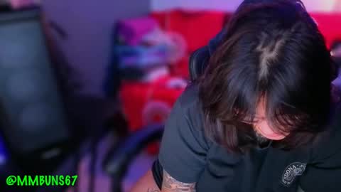 Snapshot of miacanela_xo chatting on 11-22-25, 02:21 Mia online show from 11-22-25, 02:21