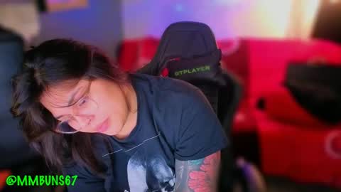 Snapshot of miacanela_xo chatting on 11-23-25, 02:11 Mia online show from 11-23-25, 02:11