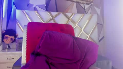   online show from 02-28-25, 03:37