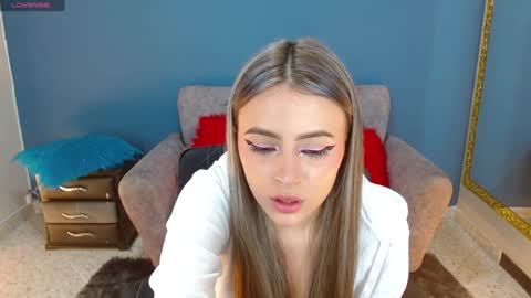 MiaCarper online show from 01-20-25, 01:18