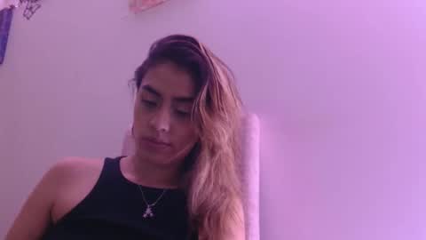 Miia  online show from 04-11-26, 11:20