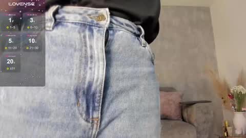 miacooper online show from 03-12-25, 12:15