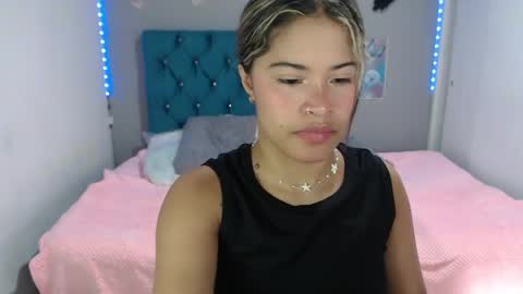 miacumgirl online show from 06-03-26, 12:30
