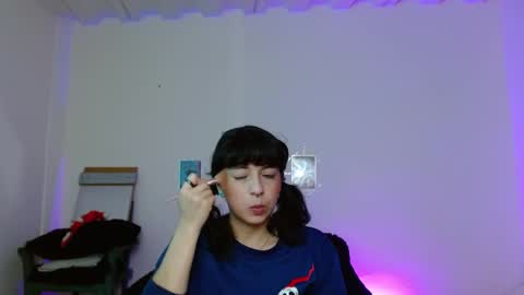 Mia david      online show from 03-16-26, 07:40