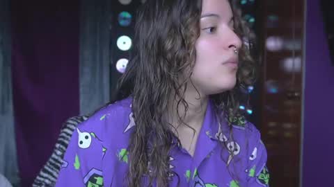 Snapshot of miadimota chatting on 04-18-26, 04:44 Mia online show from 04-18-26, 04:44