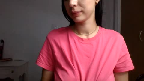 Mia online show from 07-14-26, 09:53