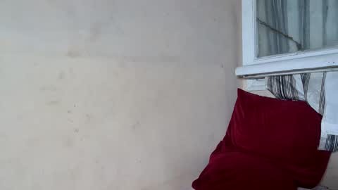 miah_land online show from 02-17-25, 12:59