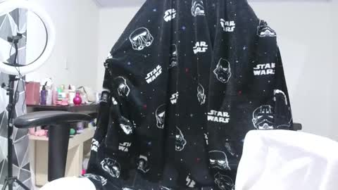 Ms Mia  Owner Of  Your Mind online show from 12-20-25, 04:19